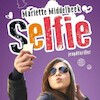 Selfie - Mariëtte Middelbeek (ISBN 9789462538719)