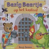 Bezig Beertje op het kasteel - Benji Davies (ISBN 9789025756086)