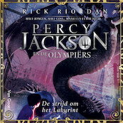 De strijd om het labyrint - Rick Riordan (ISBN 9789000383771)