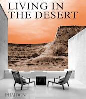 Living in the Desert - (ISBN 9780714876894)