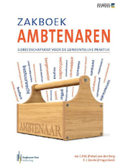 Zakdoek ambtenaren - Mr. Peter van den Berg, Jorden Hagenbeek (ISBN 9789492952257)