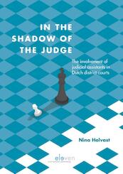 In the shadow of the judge - Nina Holvast (ISBN 9789462367777)