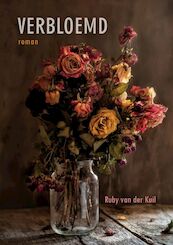 Verbloemd - Ruby van der Kuil (ISBN 9789402239195)