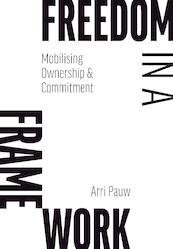 Freedom in a Framework - Arri Pauw (ISBN 9789464062403)