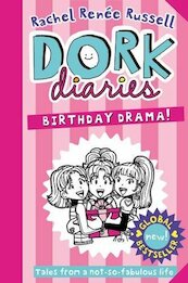 Dork Diaries: Birthday Drama! - Rachel Renée Russell (ISBN 9781471173158)