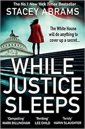 While Justice Sleeps - Stacey Abrams (ISBN 9780008488734)