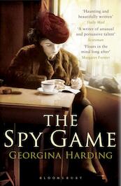 The spy game - Georgina Harding (ISBN 9781408806746)