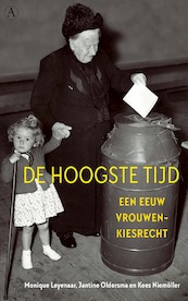 De hoogste tijd - Monique Leyenaar, Jantine Oldersma, Kees Niemöller (ISBN 9789025310011)