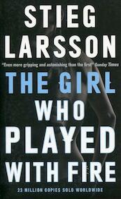 The Girl Who Played With Fire - Stieg Larsson (ISBN 9780857054159)