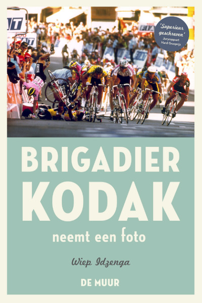 Brigadier Kodak neemt een foto - Wiep Idzenga (ISBN 9789462310179)
