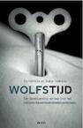 Wolfstijd: een tweestemmig verhaal over het cvs-syndroom (ebook) (e-Book) - Els Hellinckx, Walter Hellinckx (ISBN 9789033483226)