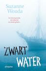 Zwart water (e-Book) - Suzanne Wouda (ISBN 9789021672441)